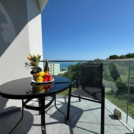 Apartment Modern Sea View