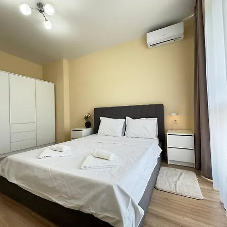 Modern Sea View Apartment *