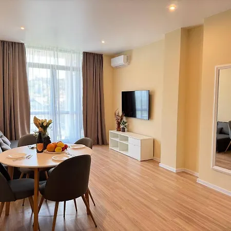Modern Sea View Apartment *