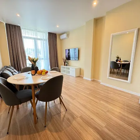 Modern Sea View Apartment Warna