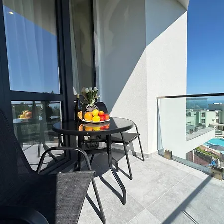Modern Sea View Apartment