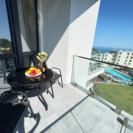 Modern Sea View *